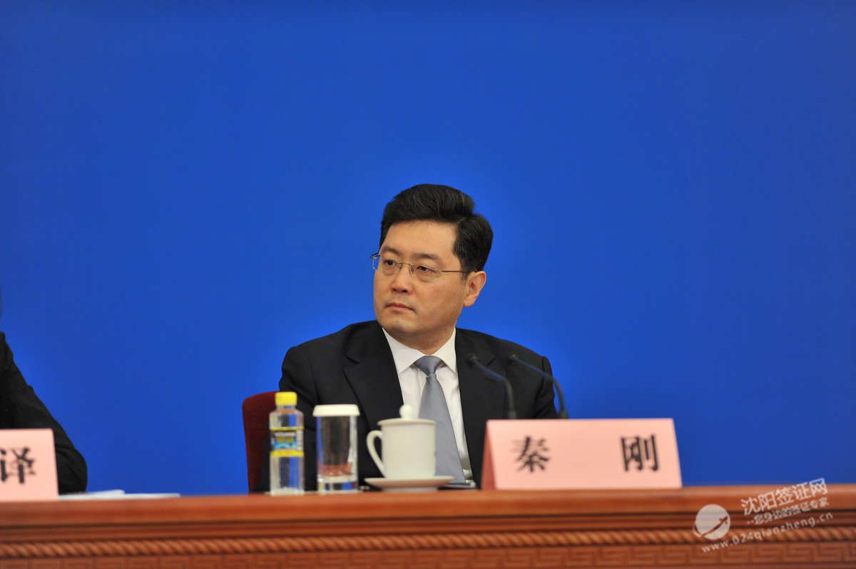 外交部发言人秦刚答记者问